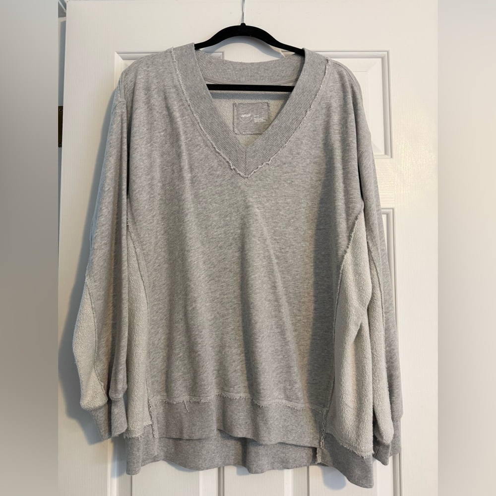 AERIE Oversized Light Gray V-Neck Sweatshirt